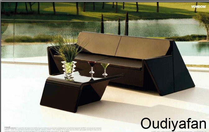 玻璃鋼家具有什么優(yōu)點，可以用在家里面嗎?