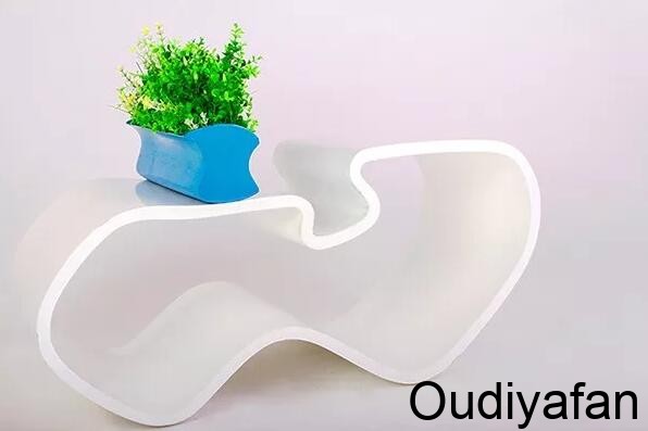 非常有創(chuàng)意的玻璃鋼茶幾！