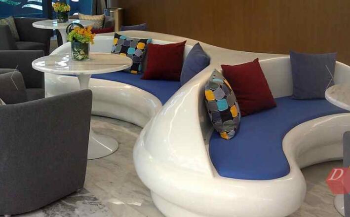 玻璃鋼家具有哪些優(yōu)良的特性? 玻璃鋼家具有哪些優(yōu)良的特性?