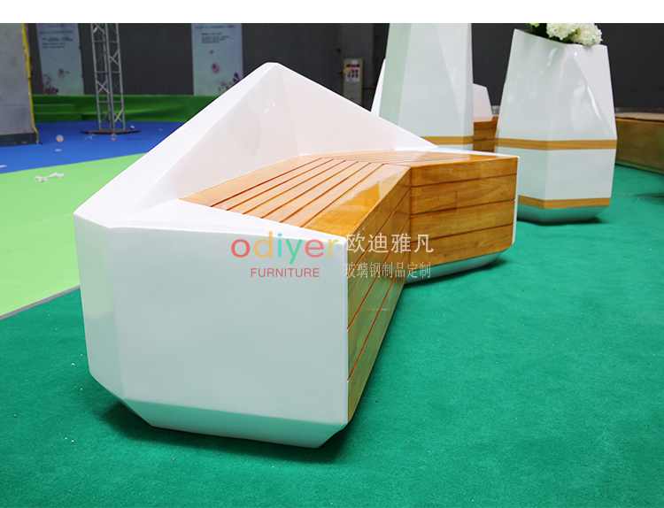 玻璃鋼切面木藝休閑椅