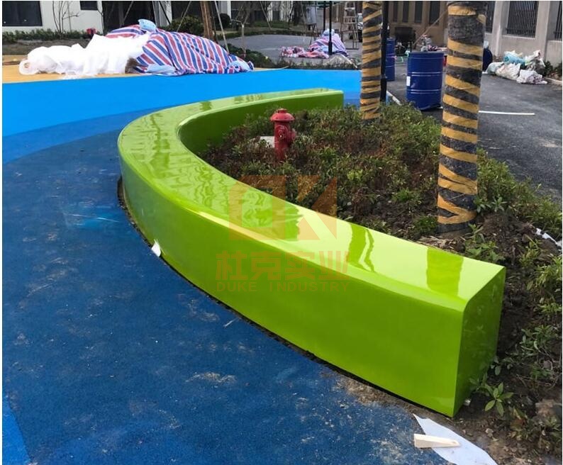 玻璃鋼愛心花瓣座椅，愛心桌椅組合!