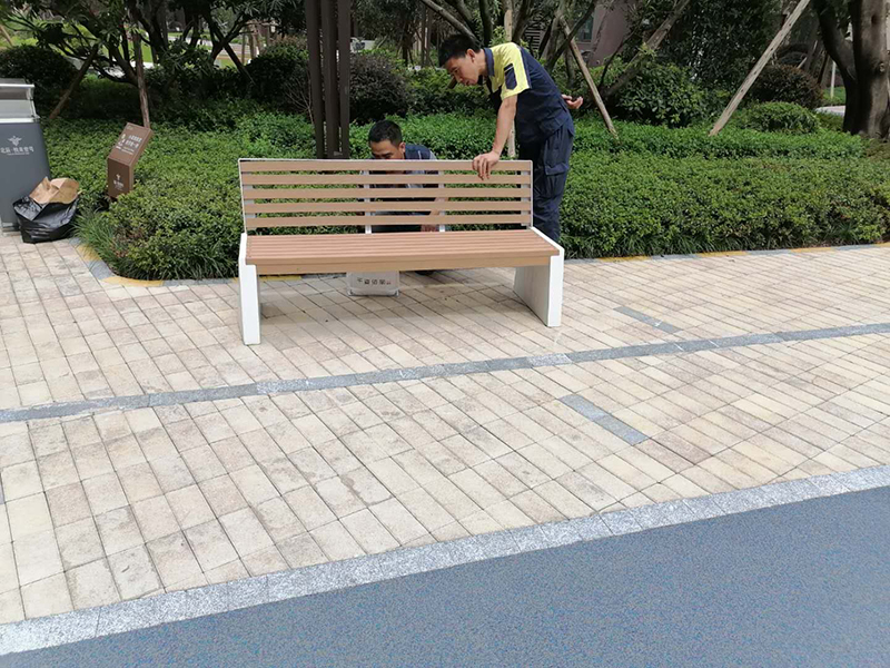 北辰悅來壹號(hào)景悅組團(tuán)不銹鋼坐凳案例