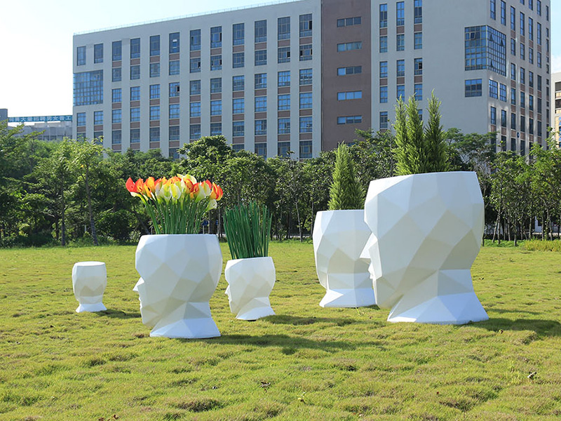 人臉玻璃鋼創(chuàng)意花盆 人臉玻璃鋼創(chuàng)意花盆