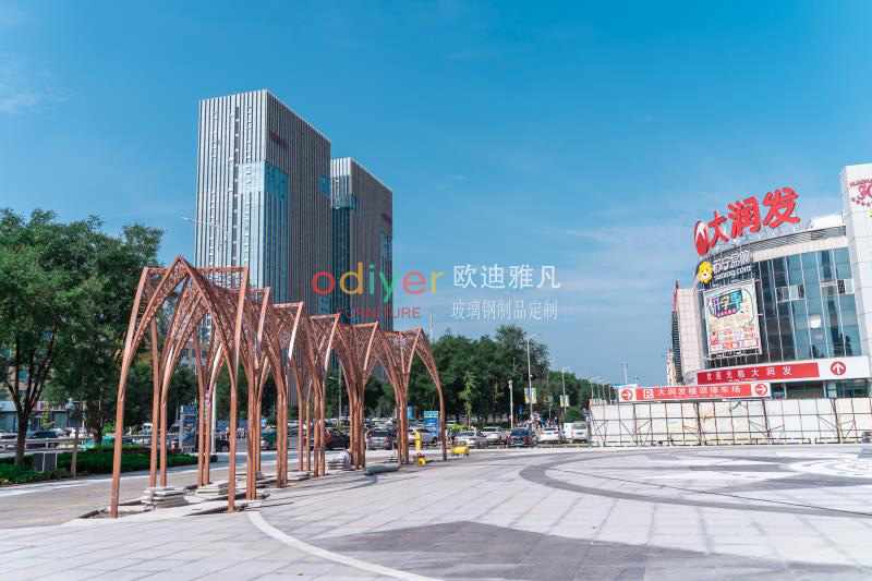 山東萊陽恐龍不銹鋼雕塑定制案例