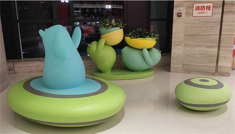 小熊系列玻璃鋼美陳花盆 小熊系列玻璃鋼美陳花盆