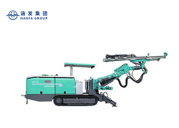 景觀坐凳，戶外木質(zhì)切片坐凳現(xiàn)場(chǎng)施工完成!