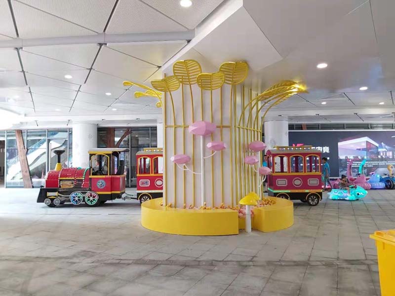 貴州貴陽龍里縣摩都預購公園玻璃鋼坐凳雕塑