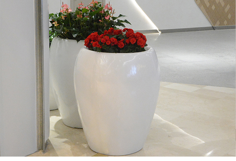 商場(chǎng)玻璃鋼花盆擺件公路戶(hù)外美陳創(chuàng)意組合酒店大堂落地花器