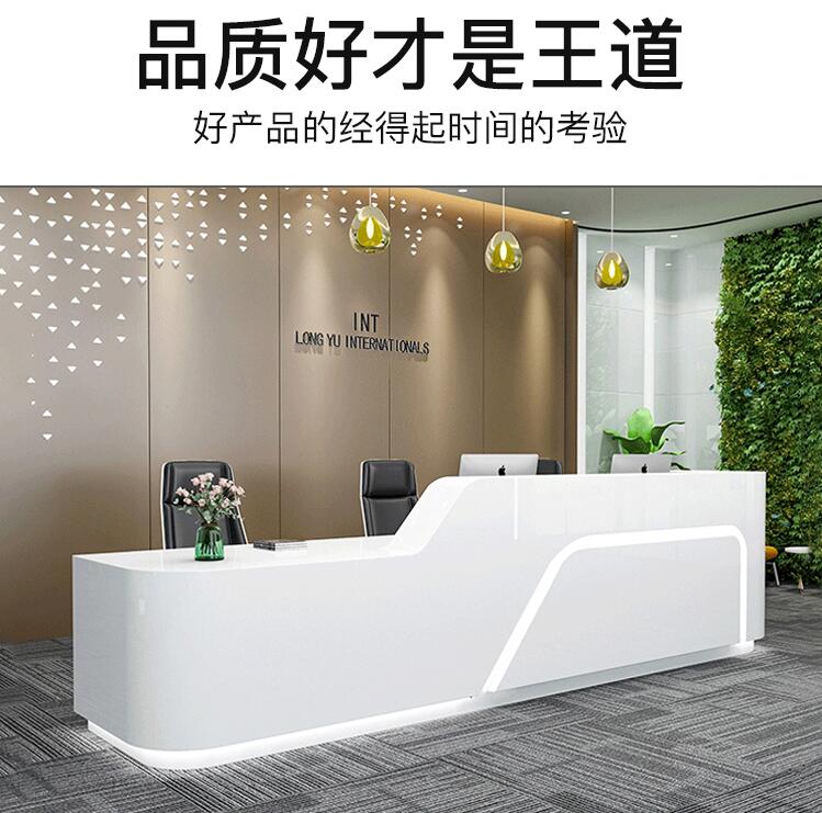 玻璃鋼異形展臺(tái)服務(wù)臺(tái)