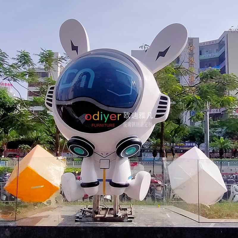 玻璃鋼兔子機(jī)器人雕塑藝術(shù)造型景觀擺件