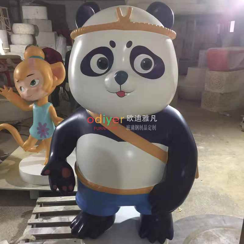 玻璃鋼大熊貓雕塑抽象動物小品景觀藝術(shù)擺件 玻璃鋼大熊貓雕塑抽象動物小品景觀藝術(shù)擺件