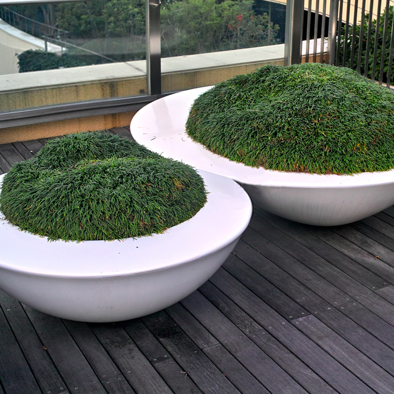 玻璃鋼飛碟造型花盆戶外異形花缽創(chuàng)意花壇