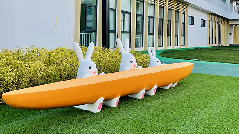 江西省新余福利院定制一批玻璃鋼兔子造型胡蘿卜卡通坐凳