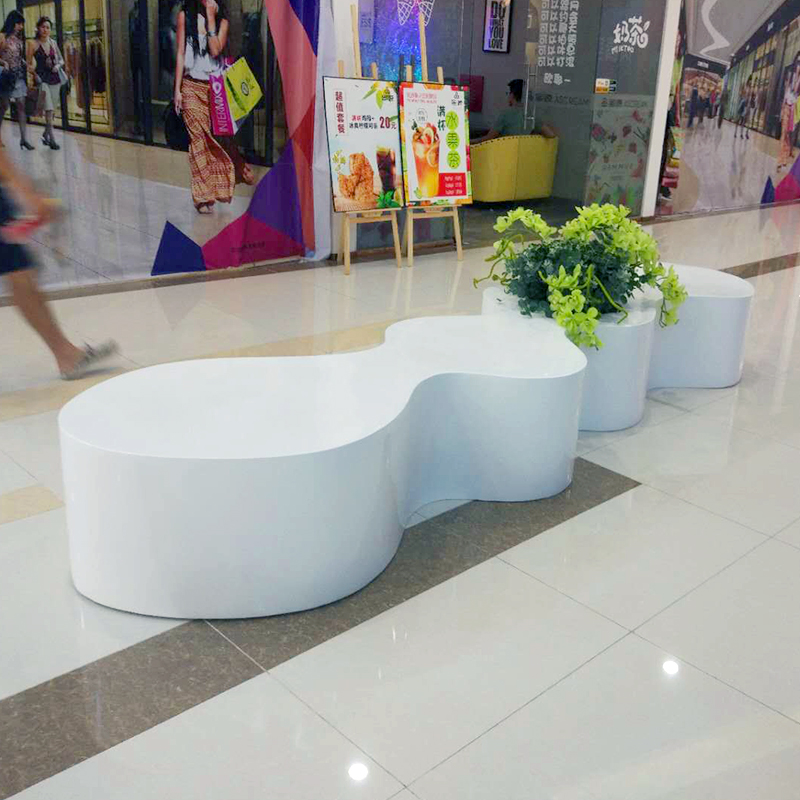 醫(yī)院玻璃鋼家具怎樣選擇，這樣玻璃鋼休閑座椅非常的受歡迎!玻