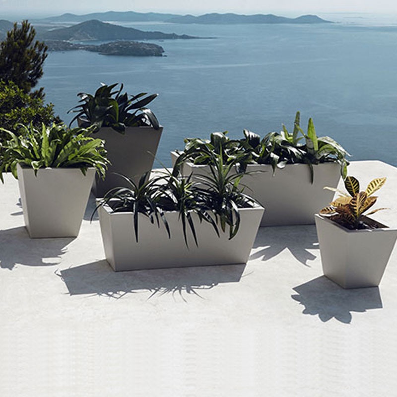 戶(hù)外玻璃鋼圓形組合花盆景區(qū)小鎮(zhèn)花箱 戶(hù)外玻璃鋼圓形組合花盆景區(qū)小鎮(zhèn)花箱