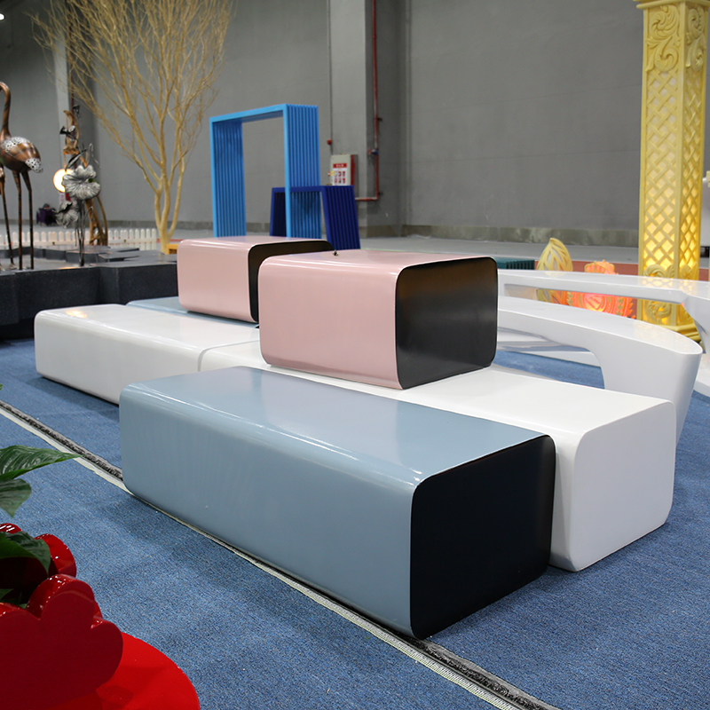 玻璃鋼坐凳多少錢(qián)一米?不算不知道!