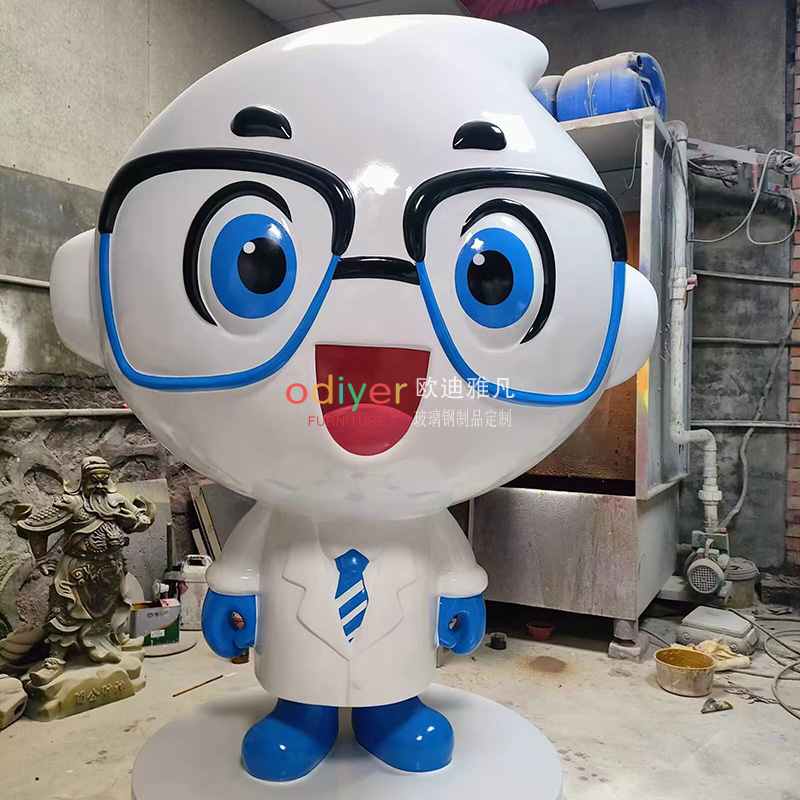 玻璃鋼卡通醫(yī)生造型雕塑美陳公仔玩偶 玻璃鋼卡通醫(yī)生造型雕塑美陳公仔玩偶